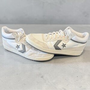 Converse Weapon Low White Gray Sneakers Mens Size 13 Lightly Worn No Box